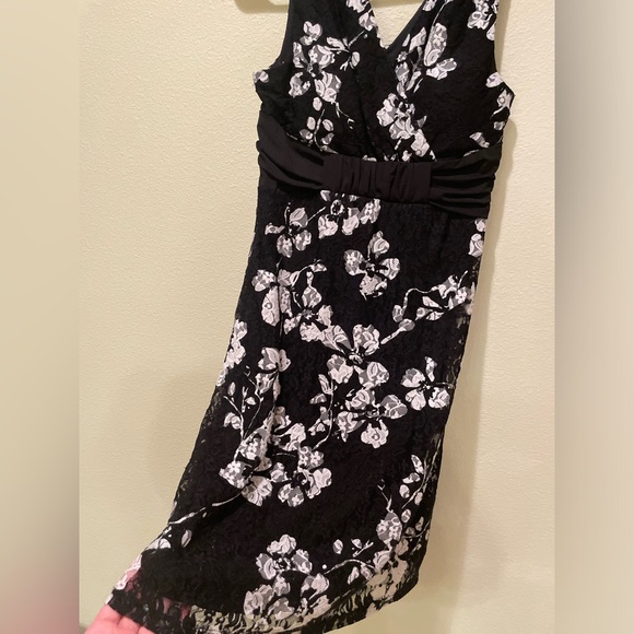 Maurices  |   Dress (semi-formal) - Picture 4 of 5